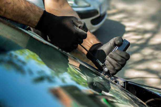 Do Auto Glass Shops in Westminster Offer a Warranty on Their Work?